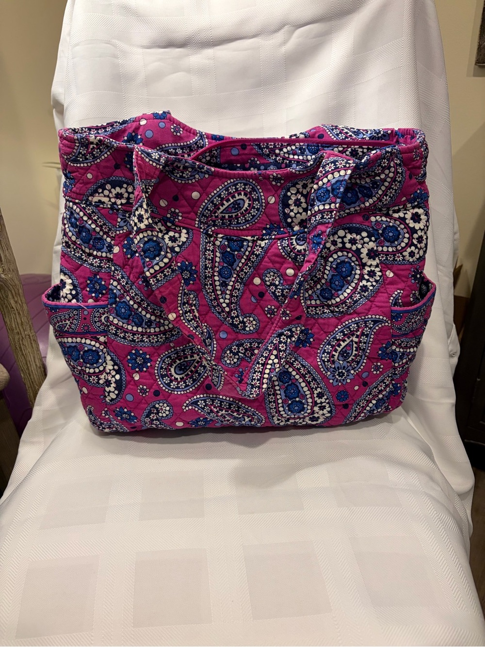 Vera Bradley retired pattern tote.